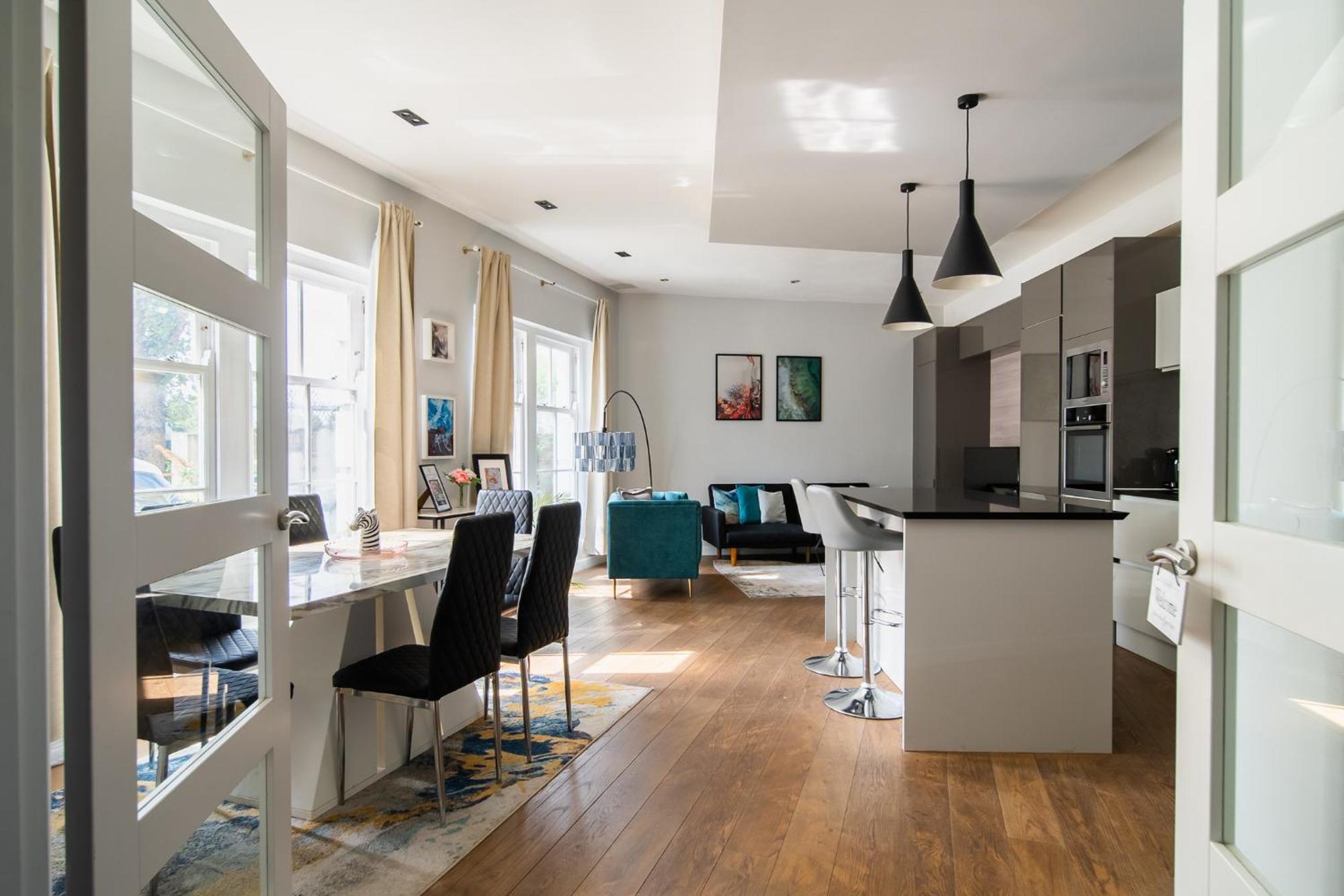Stylish 2-bed In Camden Special Price Due To Maintenance Road Works Nearby Apartment