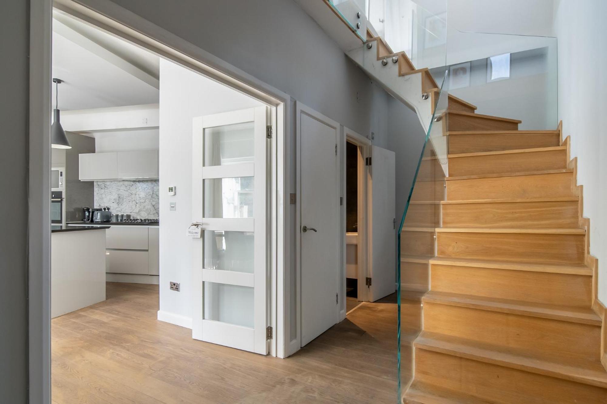 Stylish 2-bed In Camden Special Price Due To Maintenance Road Works Nearby Londres