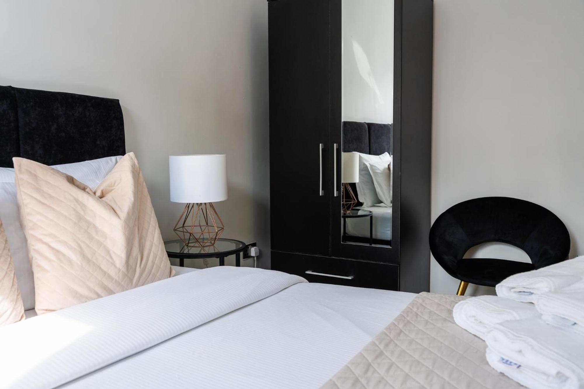 Stylish 2-bed In Camden Special Price Due To Maintenance Road Works Nearby Appartement